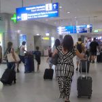 Πώς Λειτουργεί το Κέντρο Ελέγχου Ραδιοσυχνοτήτων στα Αεροδρόμια: Όλα όσα Πρέπει να Ξέρετε!